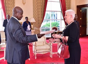 PHOTOS25 US ambassador Malac when she gave her credentials to museveni