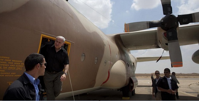 Netanyahu 2009 in Uganda