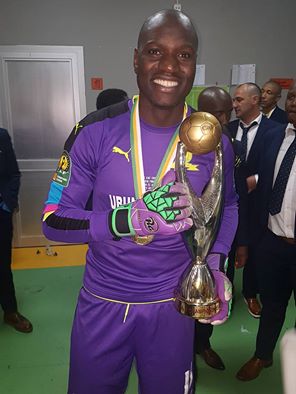 onyango-with-trophy