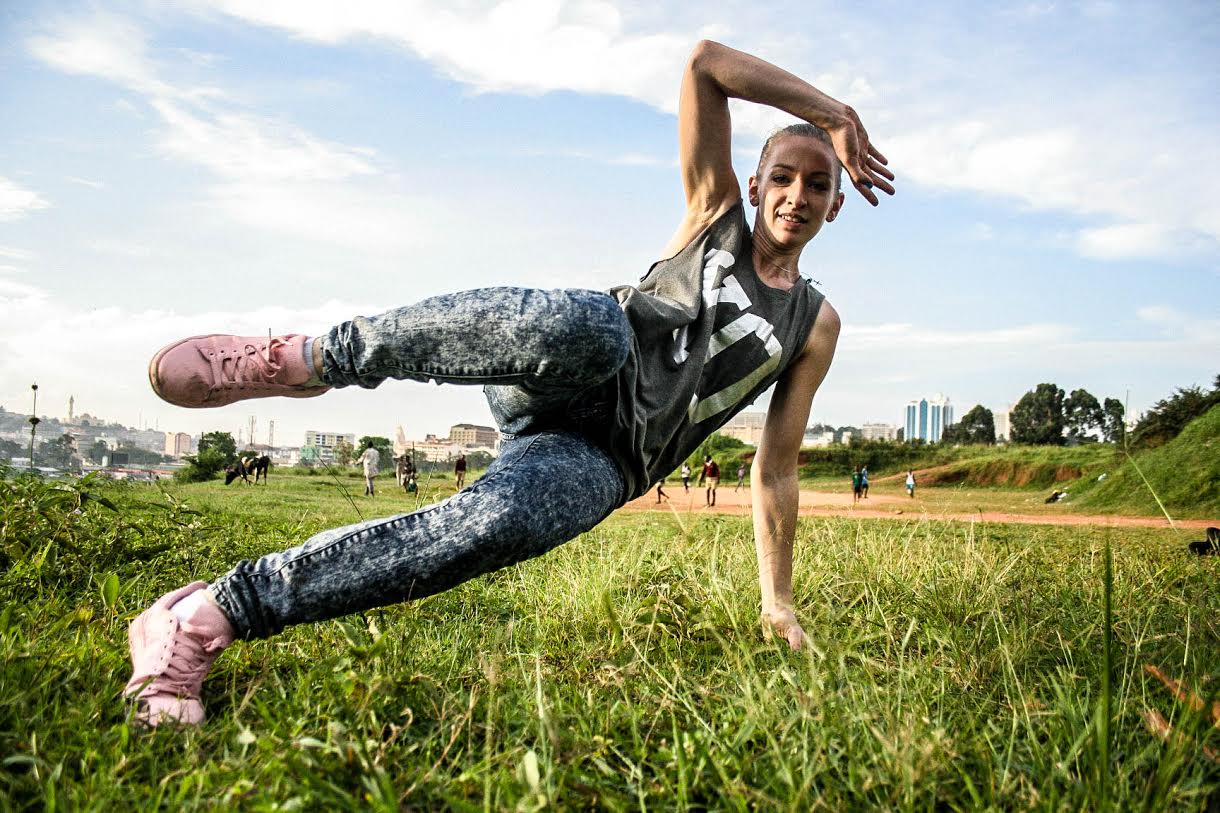 breakdance-woman