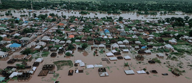 Das ist der Anfang vom Ende - Pagina 14 Flooded-homes-in-TZ