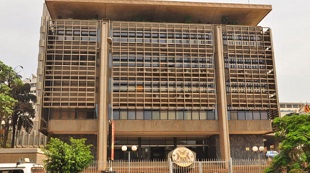 Private sector lending grows over reduced risk as gov't slows on local debt