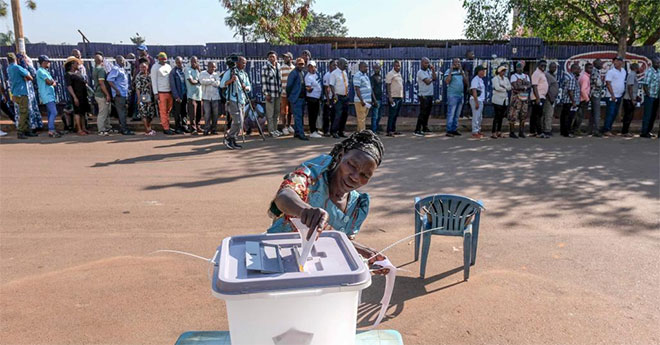 UGANDA: Millions cast their vote, election day ends peacefully