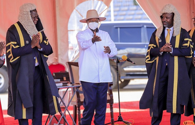 Museveni declares war on underperforming ministers