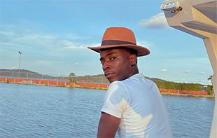 Topistar Di Congo, artist who has risen from the ashes of the Kyaka Refugee settlement