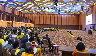 Museveni warns MPs on corruption, absenteeism in public service